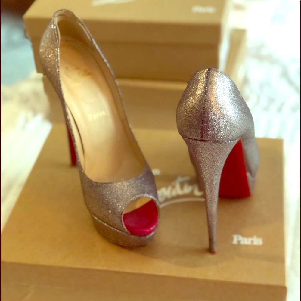Christian Louboutin Glitter Pump